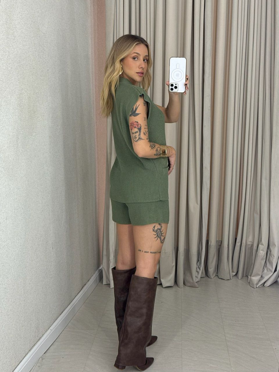 CONJUNTO CRISTAL SHORT VERDE