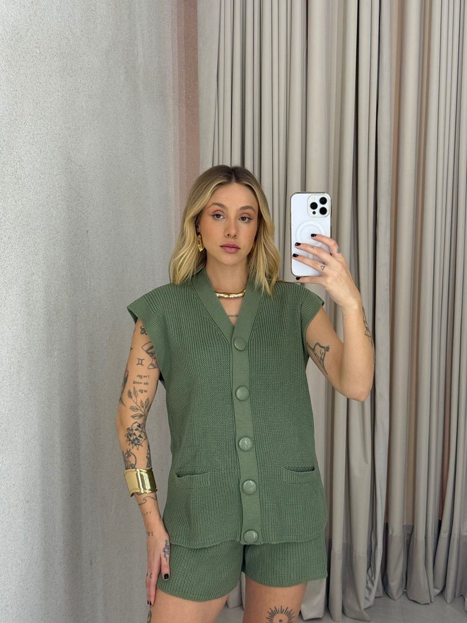 CONJUNTO CRISTAL SHORT VERDE