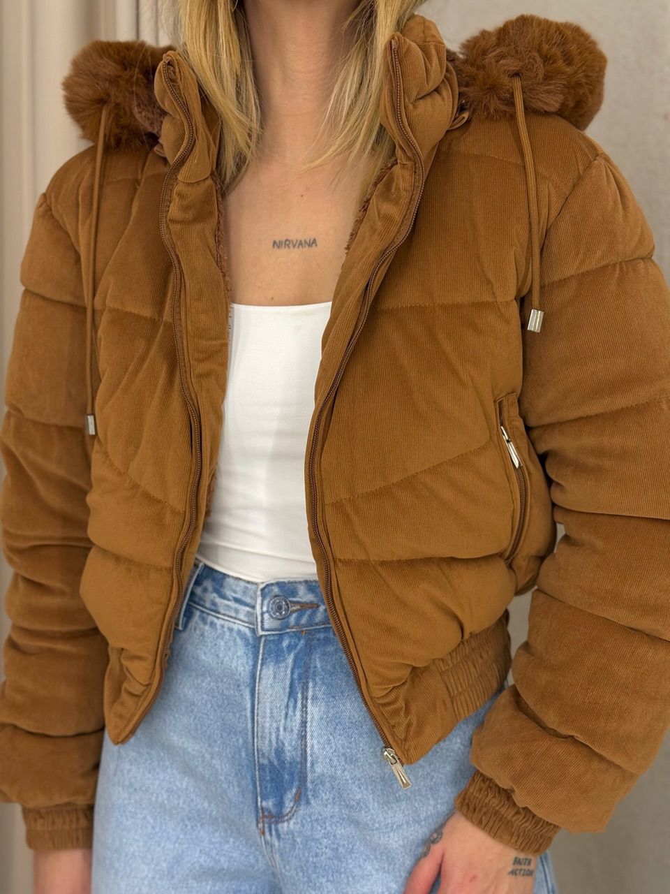 PUFFER BEATRIZ PELINHOS CARAMELO