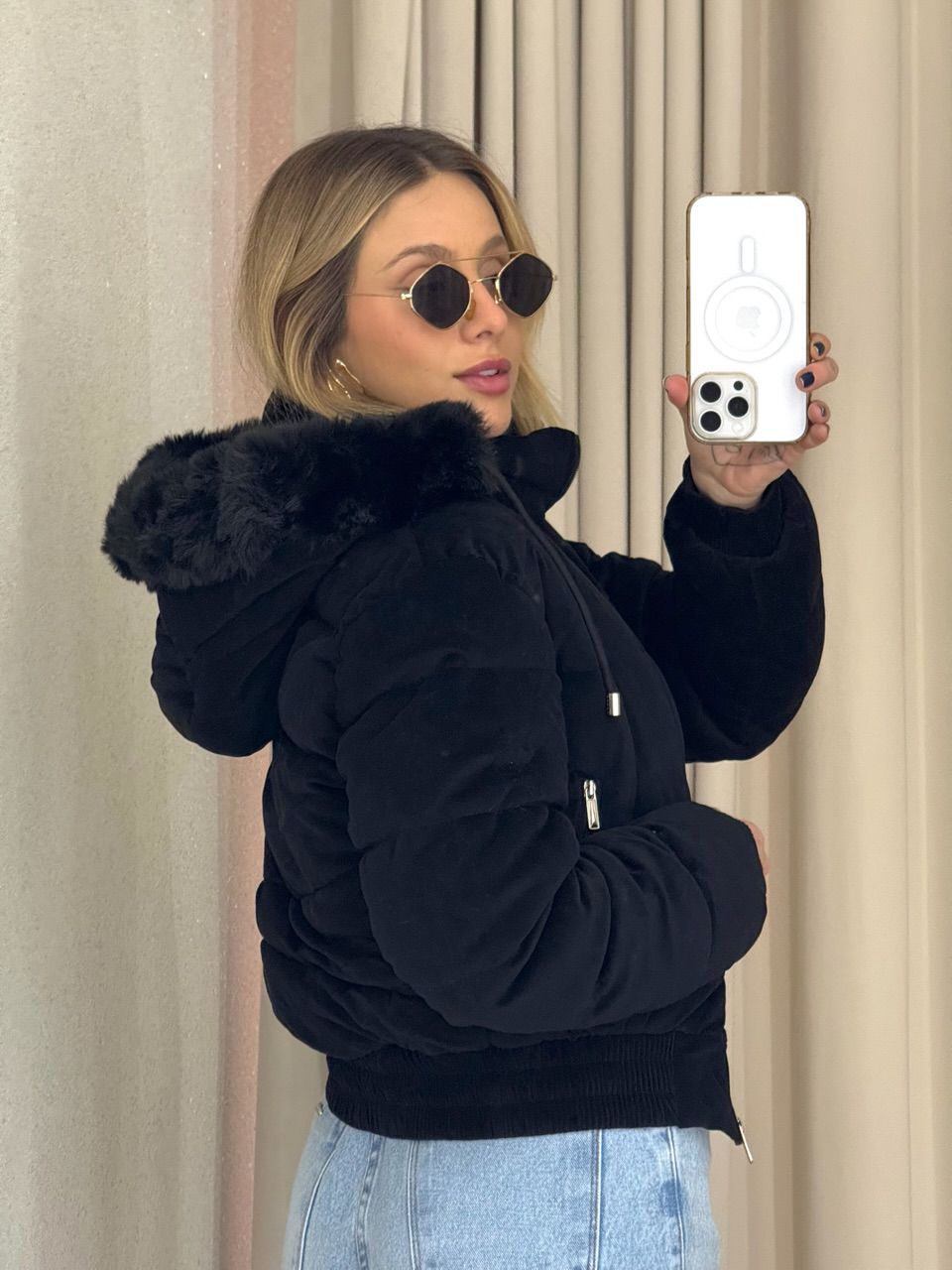PUFFER BEATRIZ PELINHOS PRETA