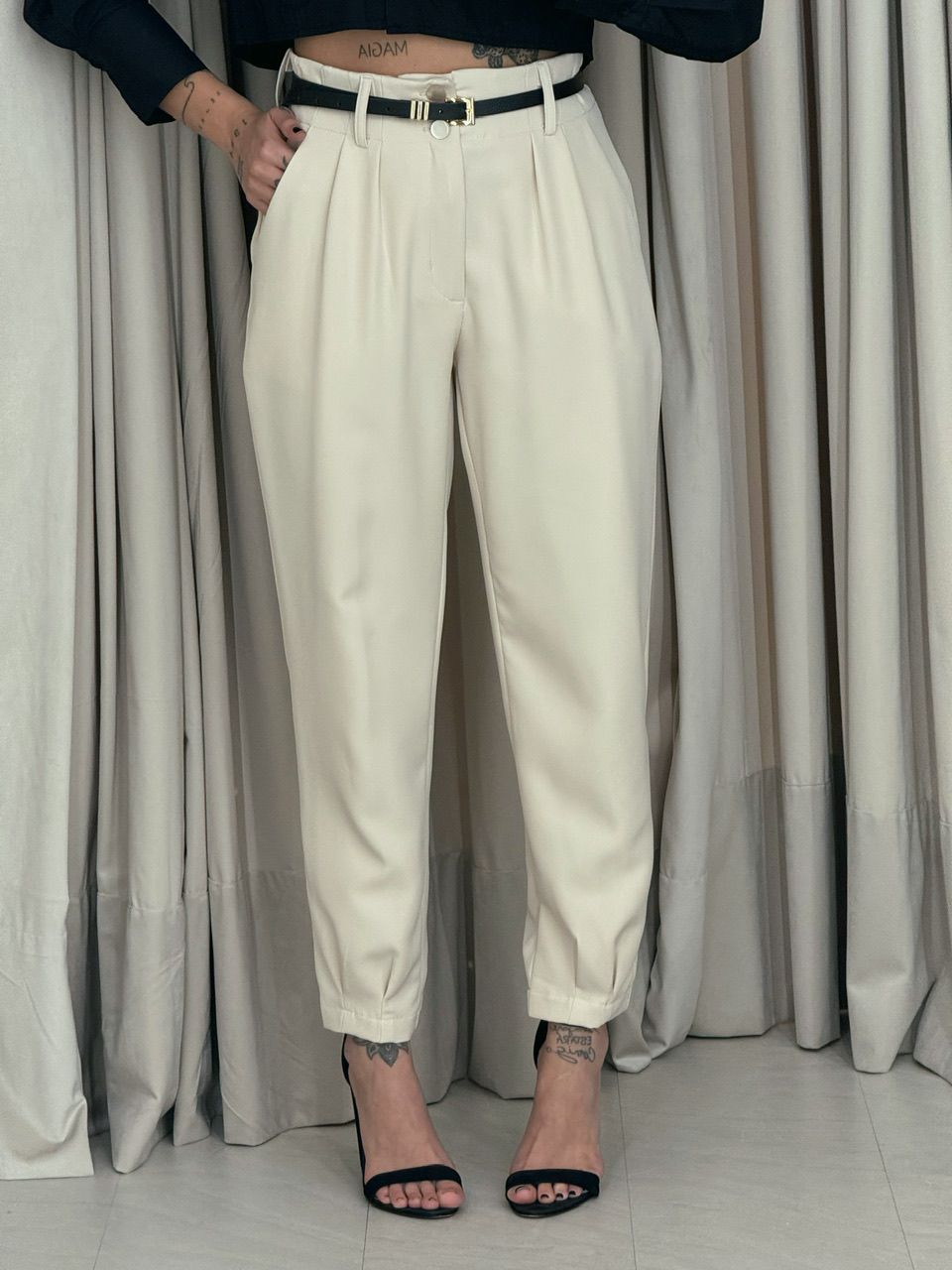 CALÇA SIMONE CENOURA MARFIM