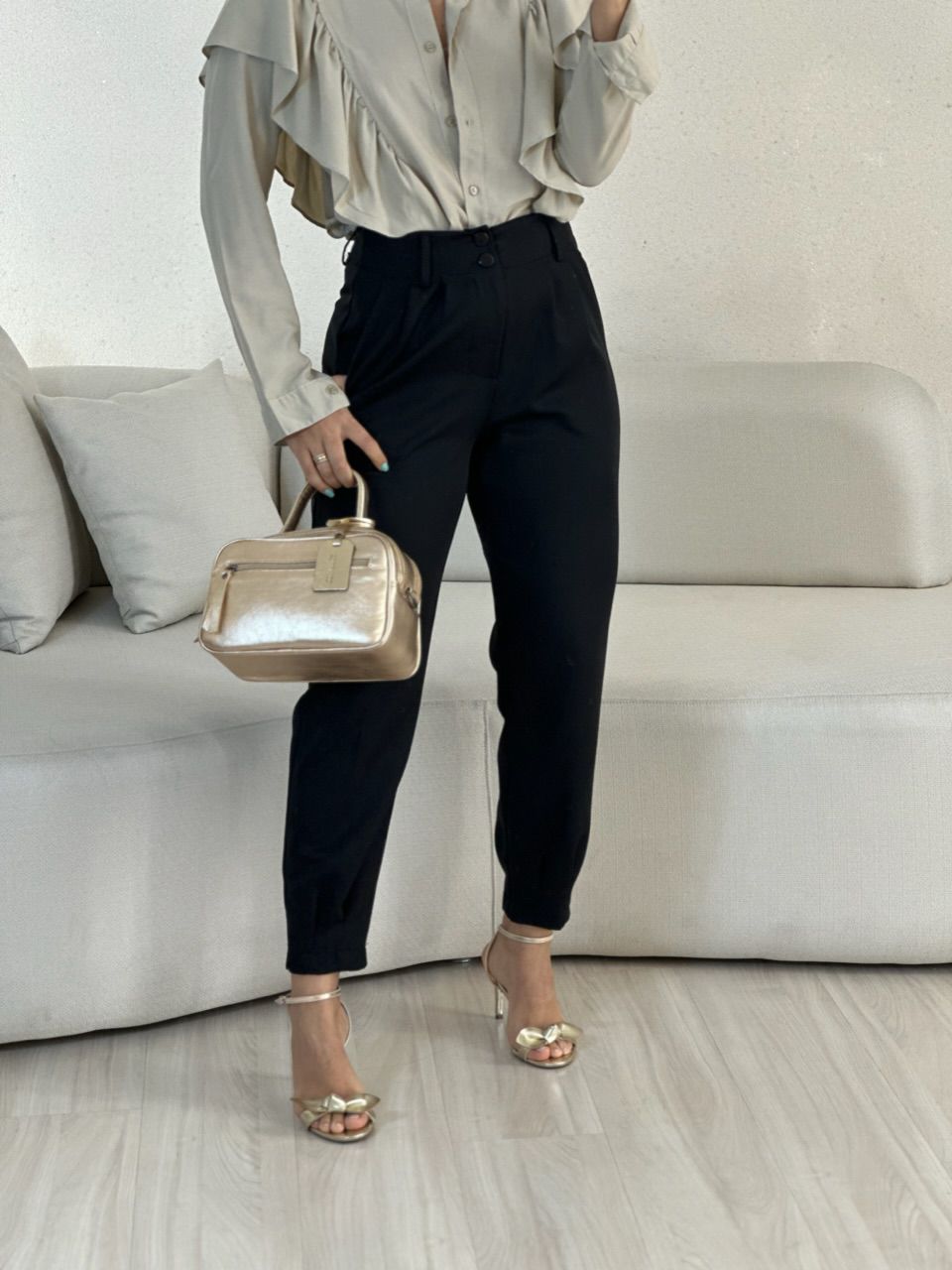 CALÇA SIMONE CENOURA Preta