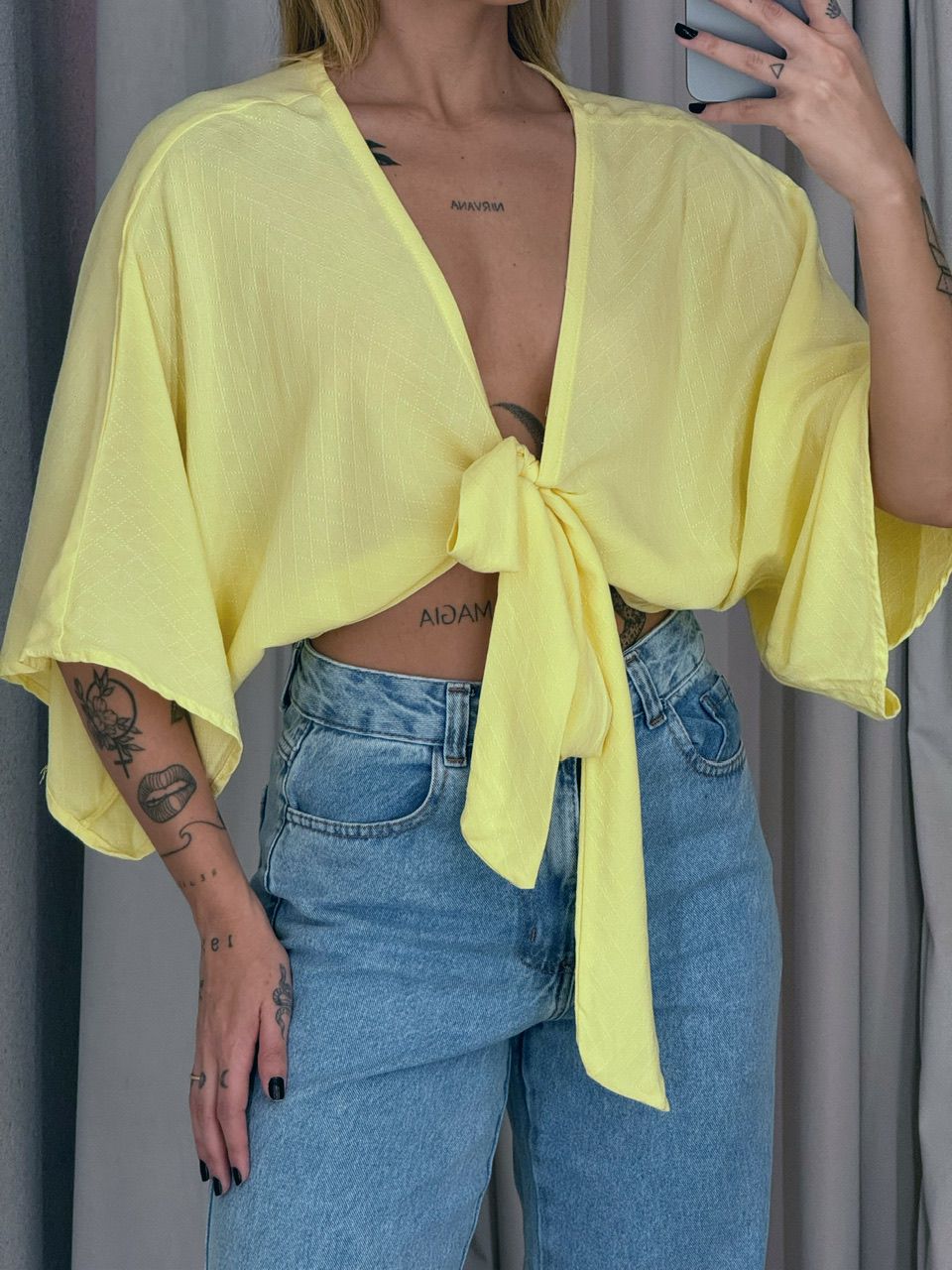 CROPPED FELÍCIA AMARRAÇÃO AMARELO