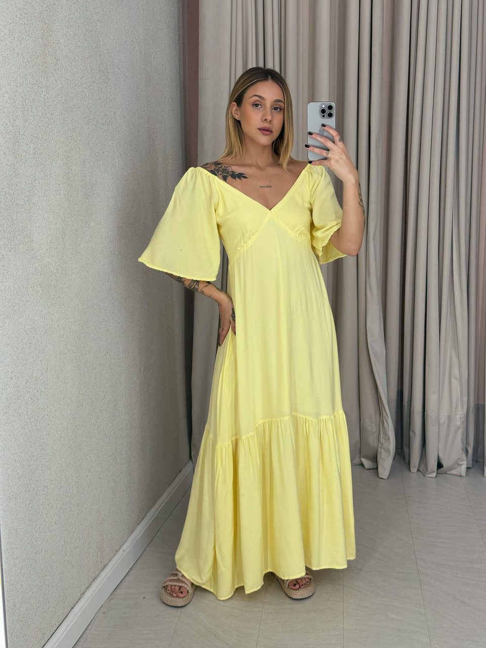 VESTIDO MANGA MIDI AMARELO