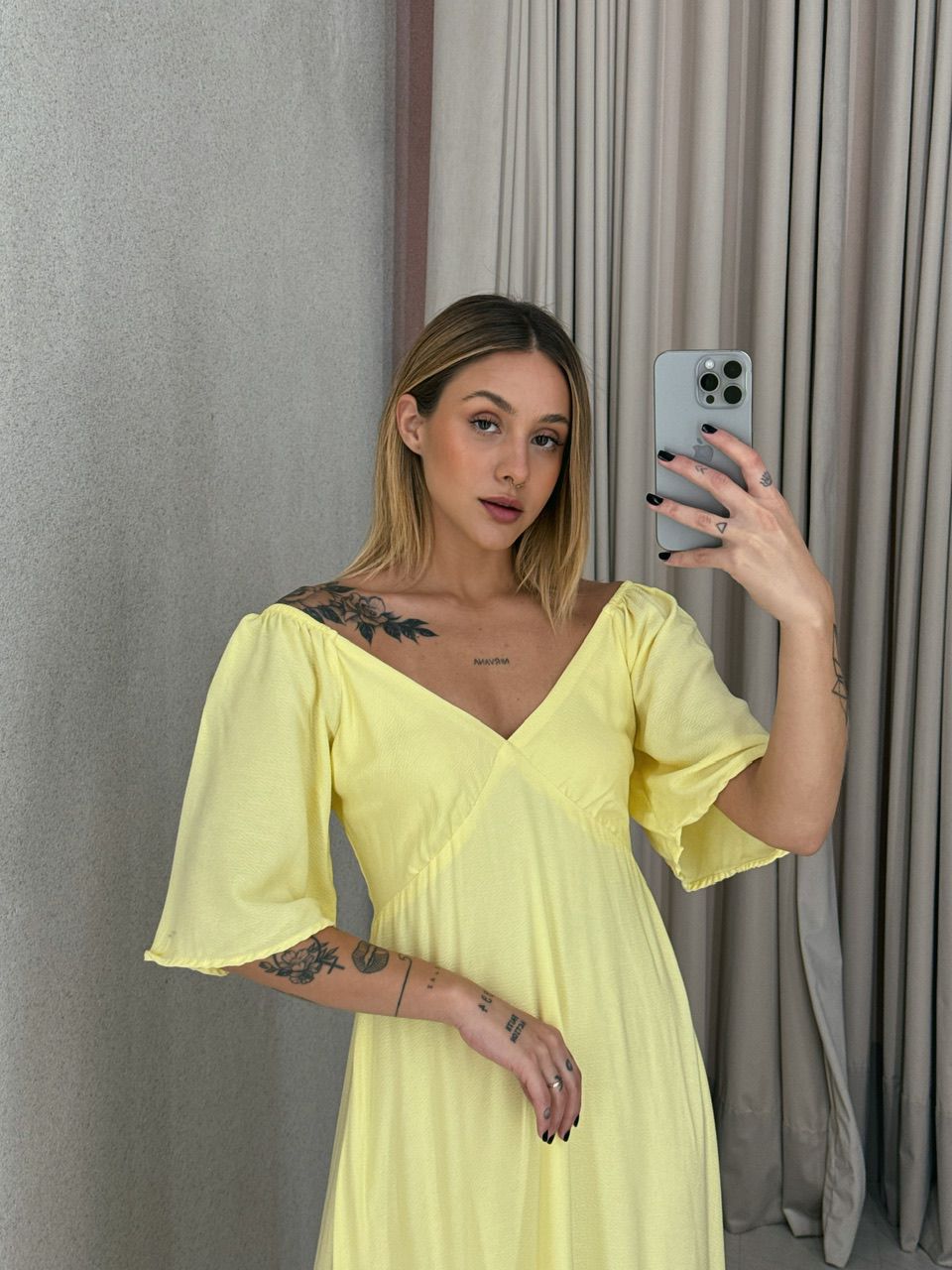 VESTIDO MANGA MIDI AMARELO