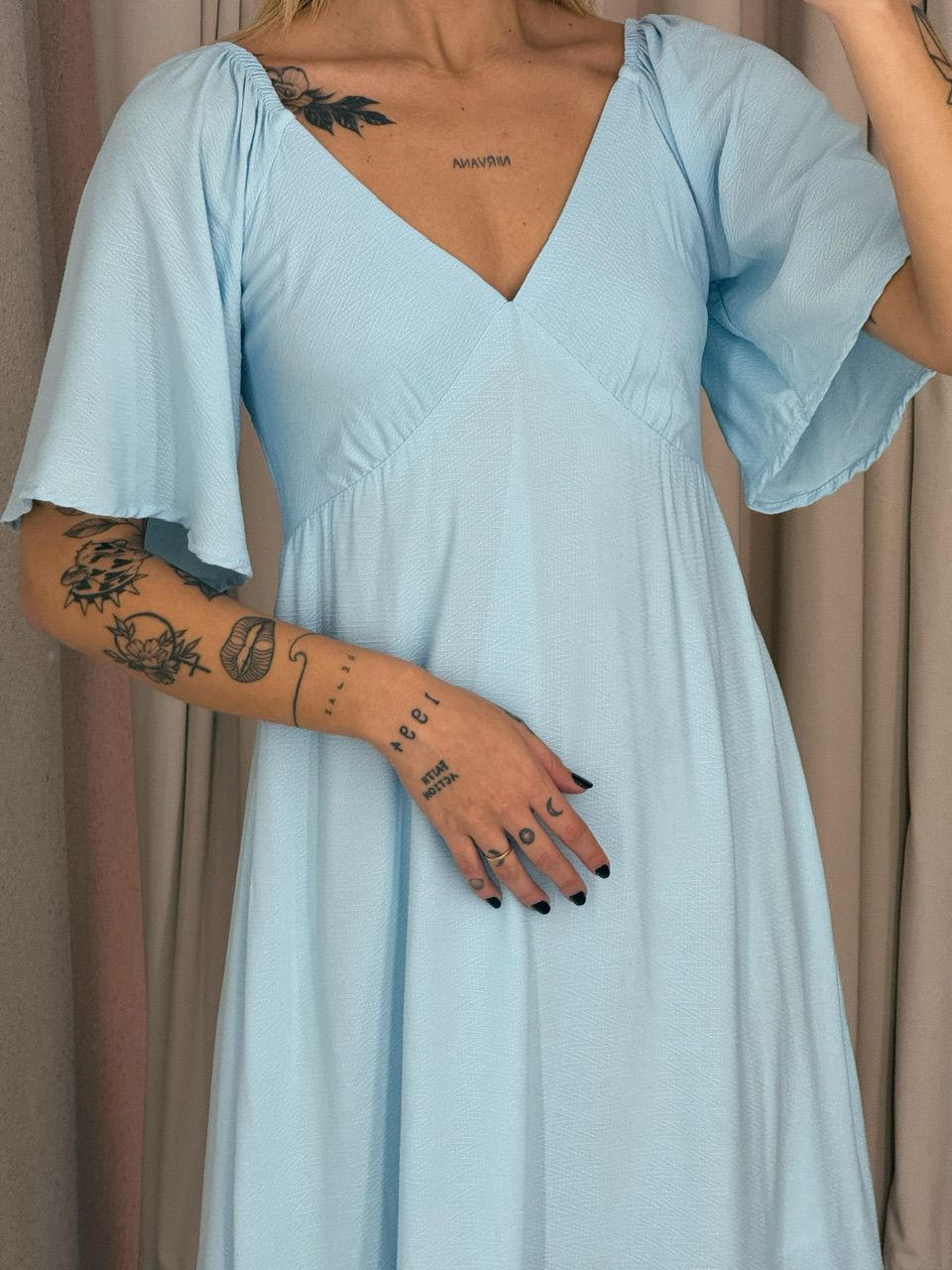 VESTIDO MANGA MIDI BABY BLUE