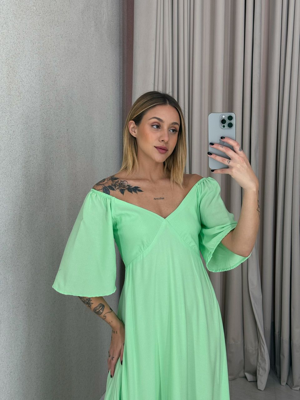 VESTIDO MANGA MIDI Verde Claro