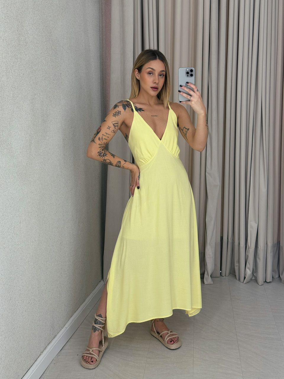 VESTIDO MIDI ALÇA AMARELO