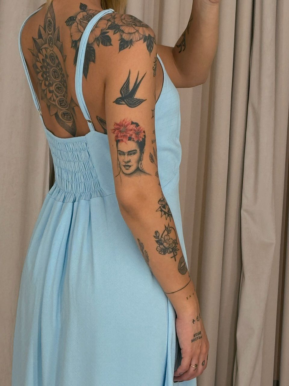VESTIDO MIDI ALÇA BABY BLUE