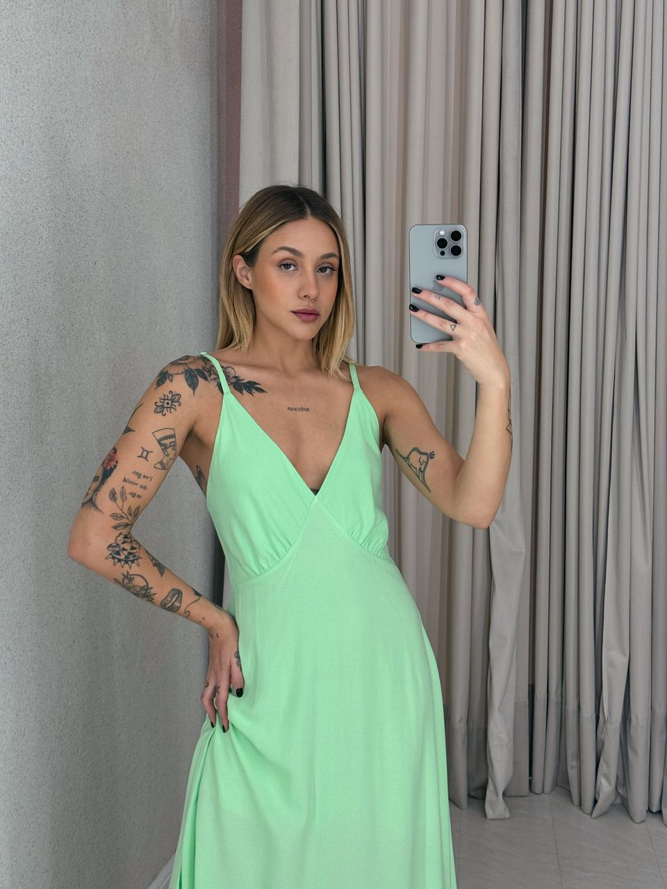 VESTIDO MIDI ALÇA VERDE CLARO
