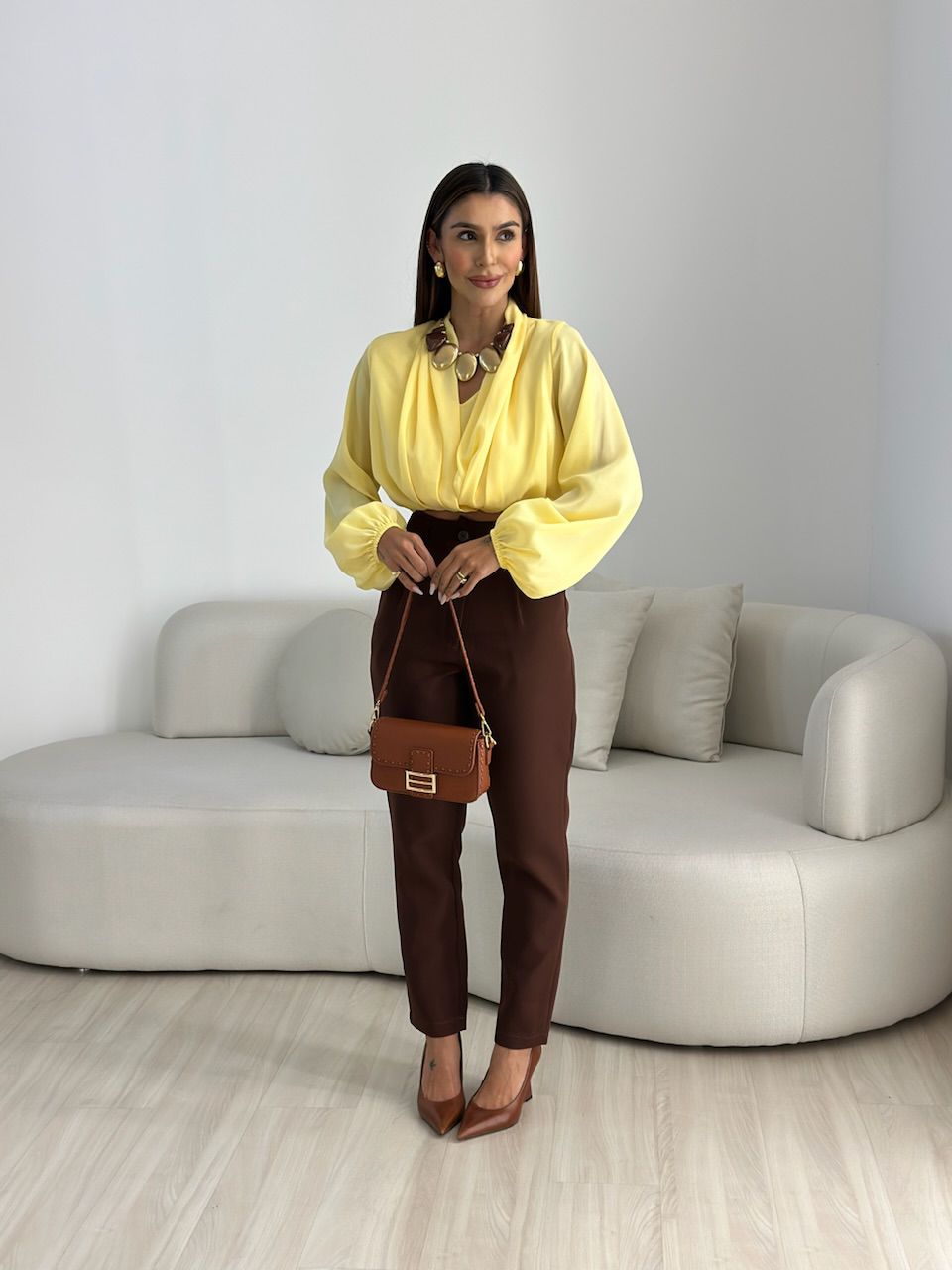 BLUSA LETICIA DECOTE AMARELA