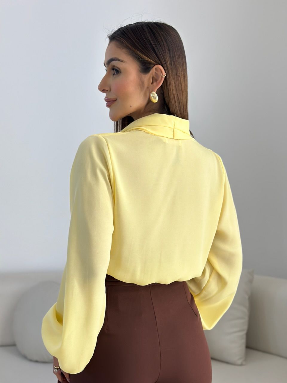 BLUSA LETICIA DECOTE AMARELA