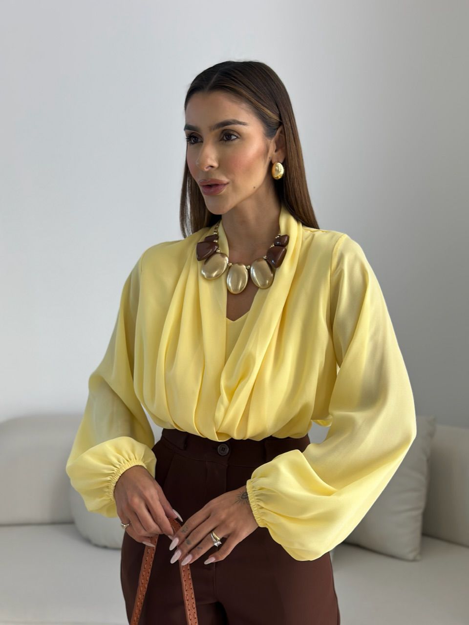 BLUSA LETICIA DECOTE AMARELA