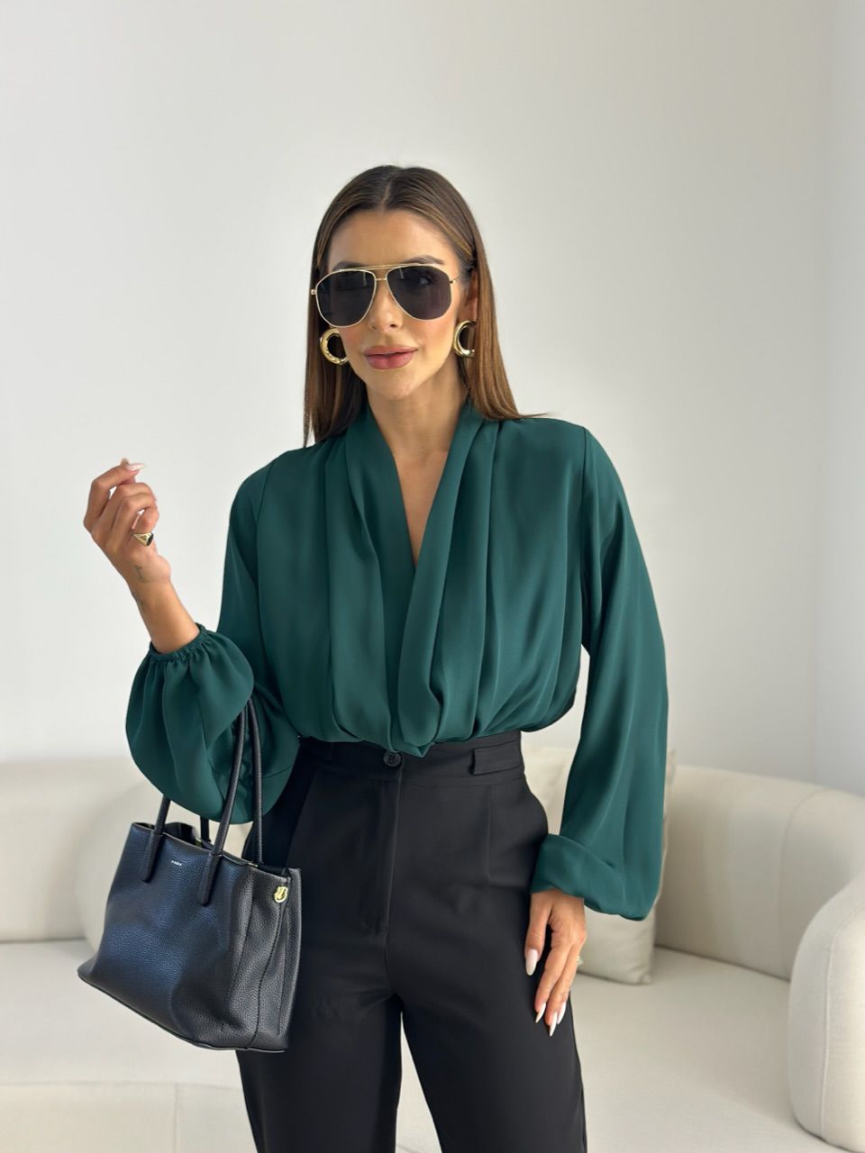 BLUSA LETICIA DECOTE VERDE - 0068260230 - CAROLLA FERRARO