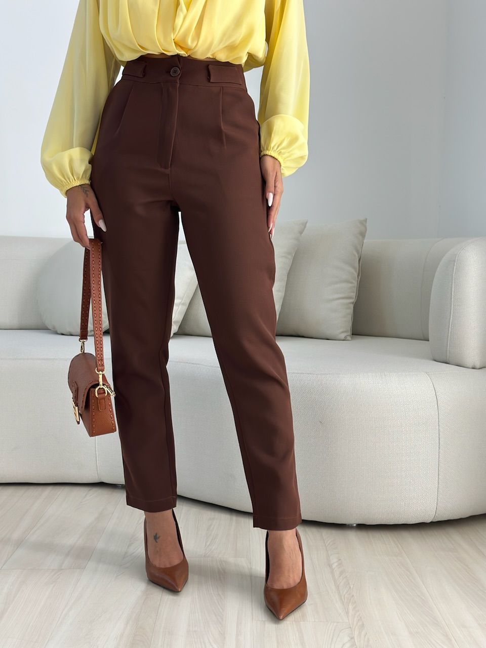 CALÇA ELEONORA SKINNY MARROM
