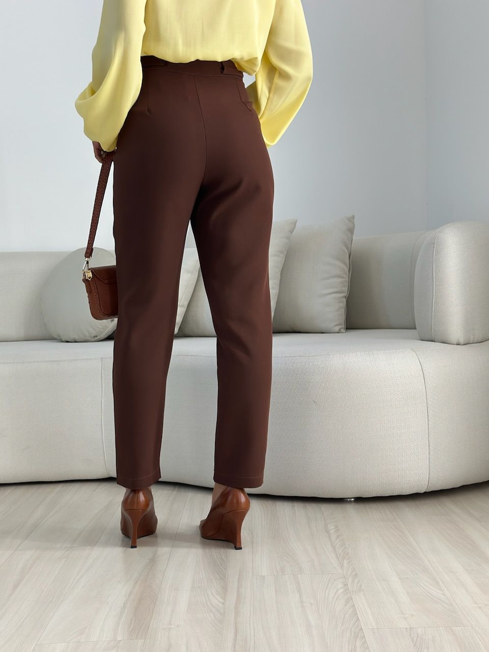 CALÇA ELEONORA SKINNY MARROM