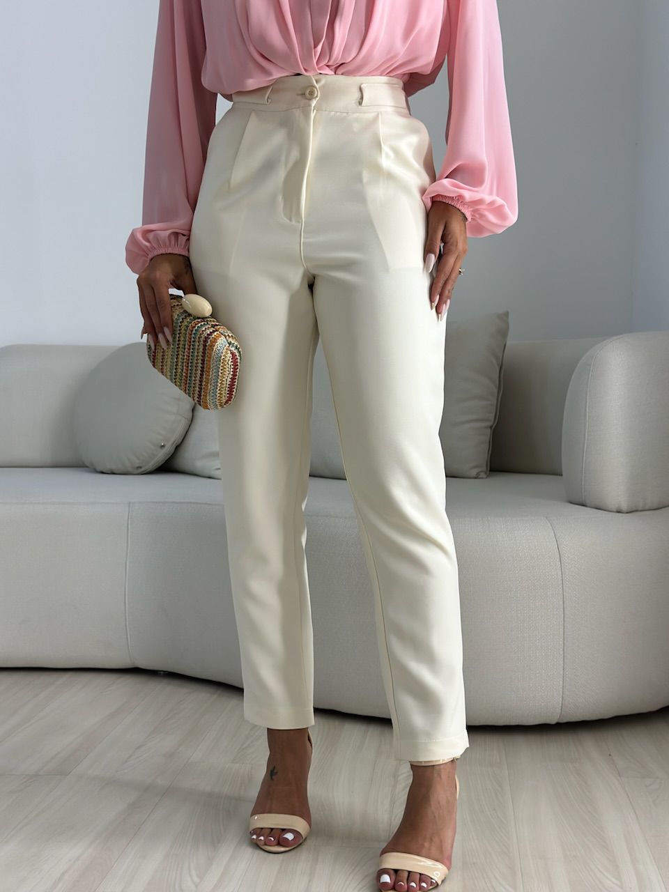 CALÇA ELEONORA SKINNY OFF