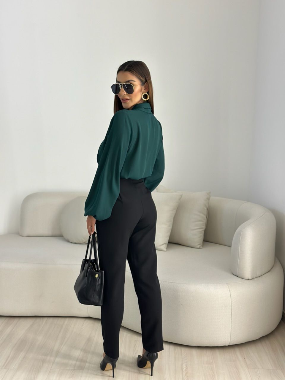 CALÇA ELEONORA SKINNY PRETA