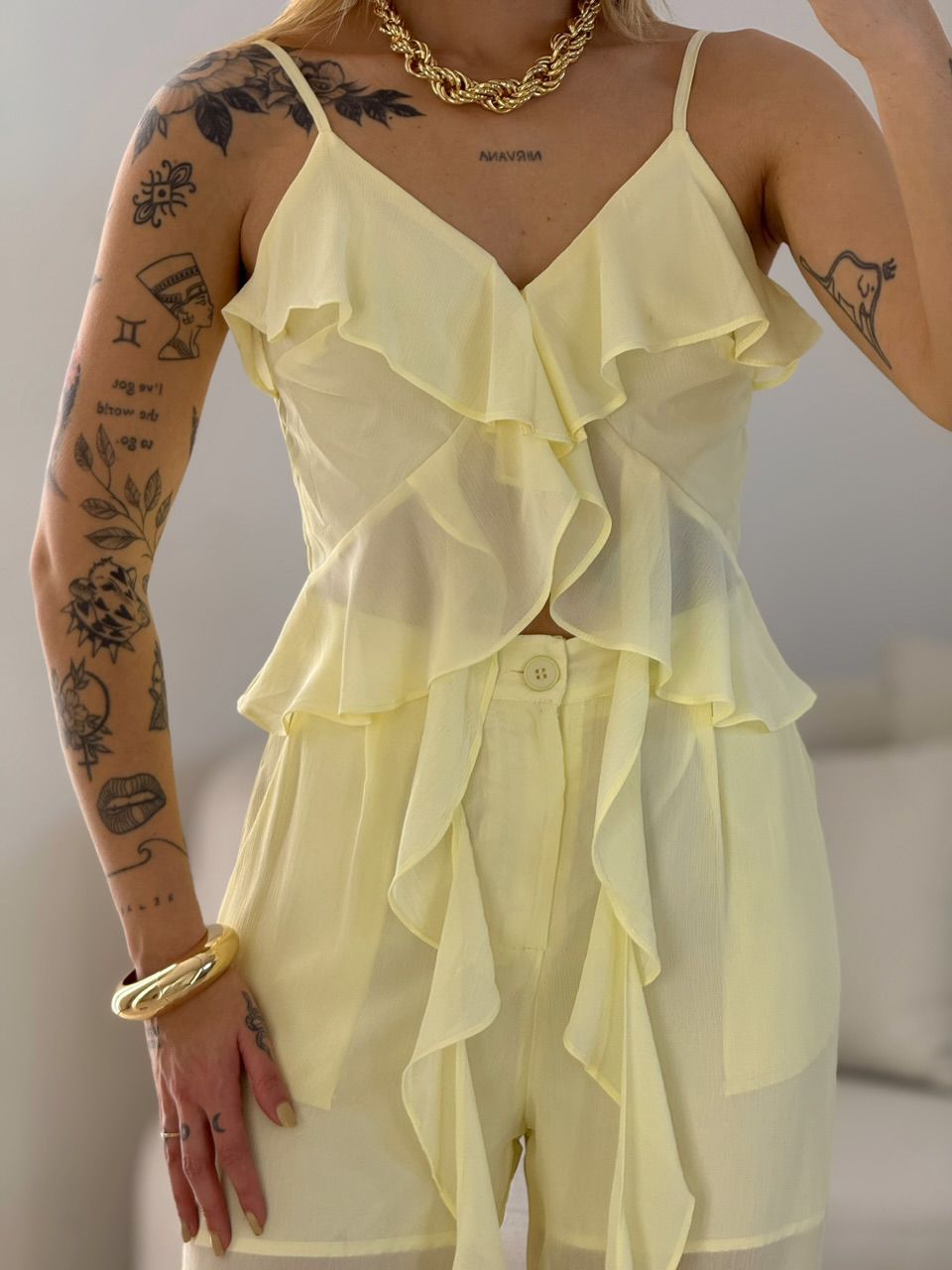 CONJUNTO CINDY BABADO YELLOW BUTTER