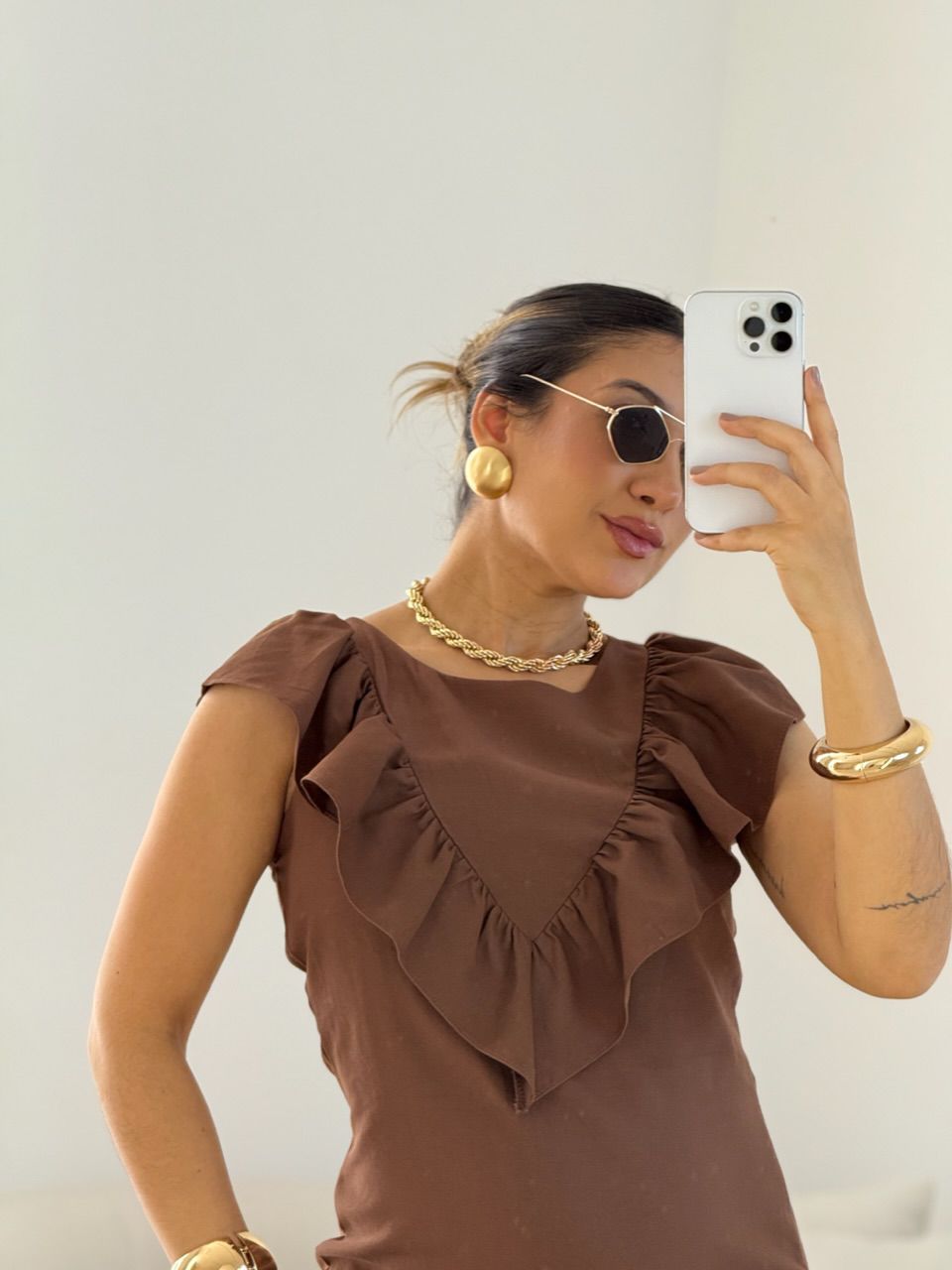 VESTIDO EDNA BABADO MARROM