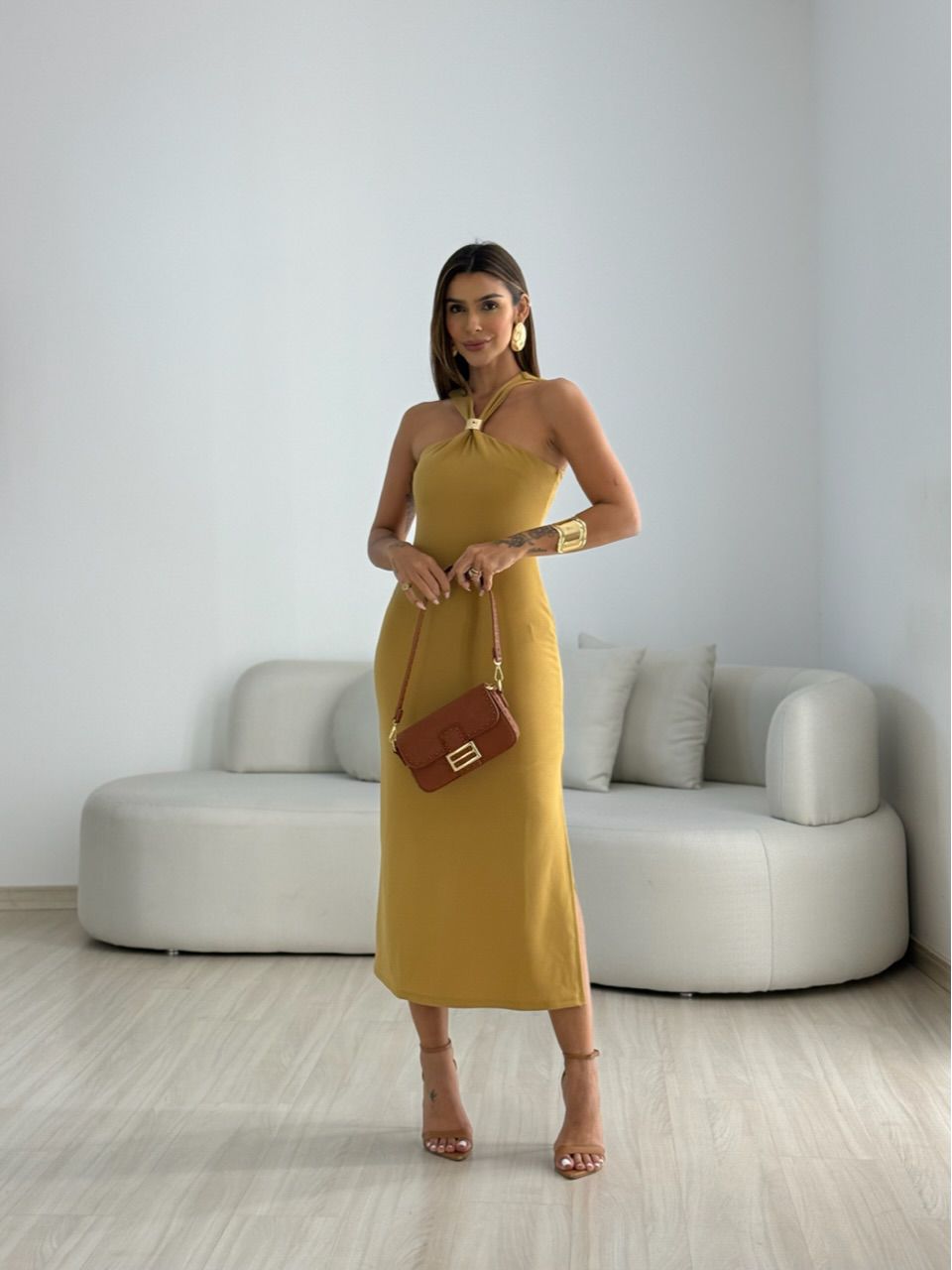 VESTIDO STEFANI LONGUETE CARAMELO