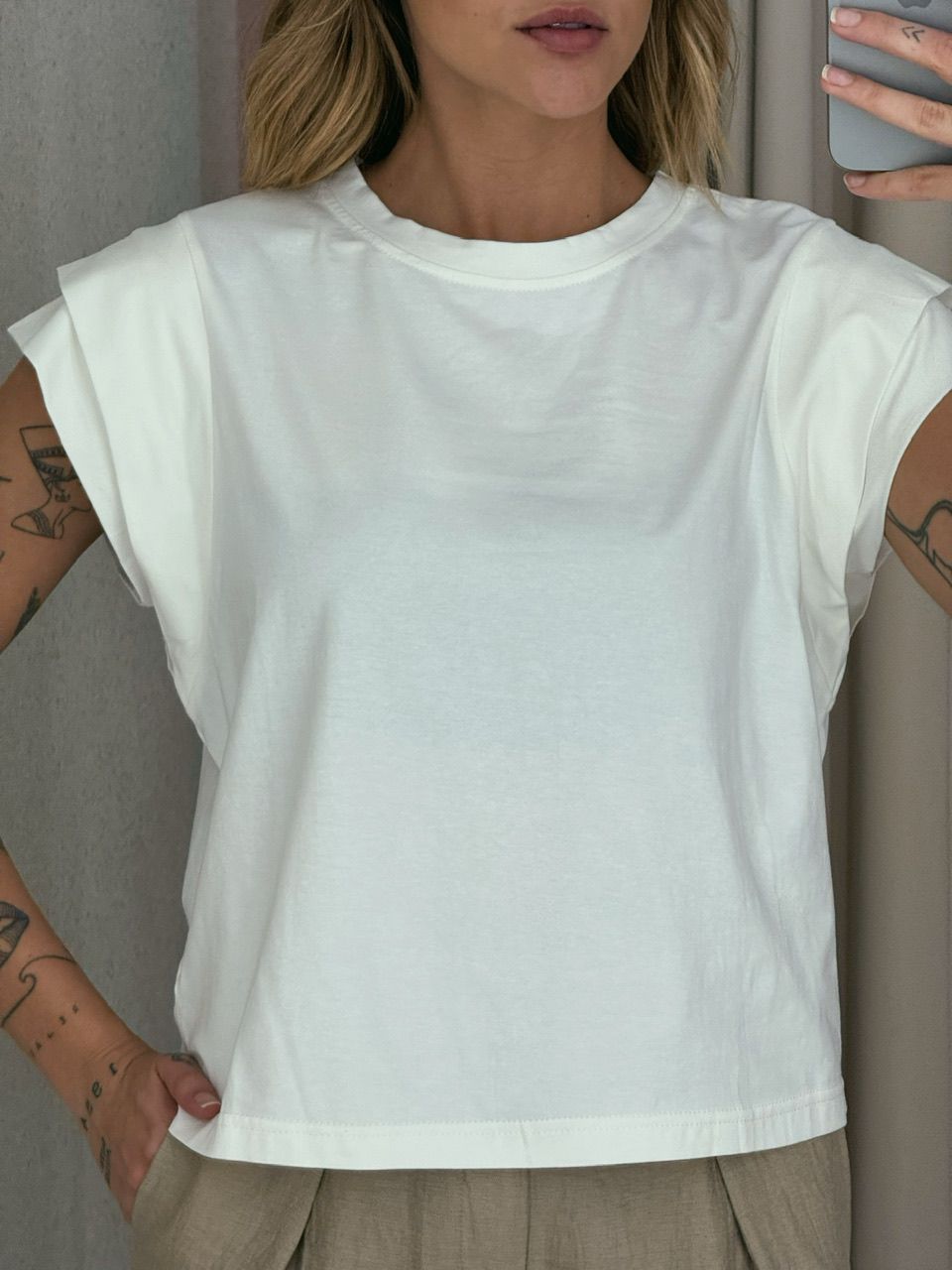 BLUSA MAYA DETALHE MANGA OFF