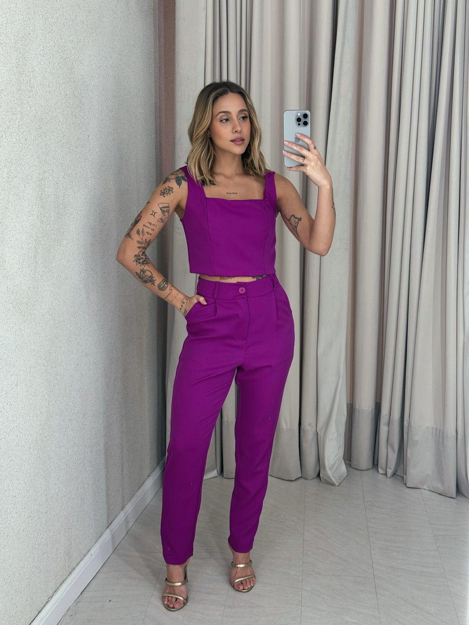 CONJUNTO LILY TOP CALÇA FUCSIA