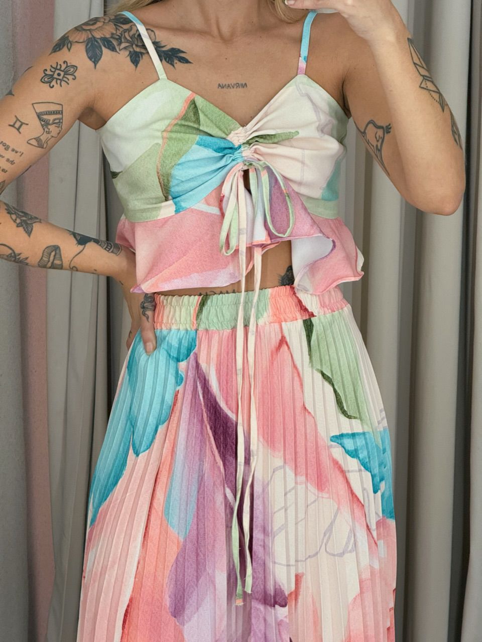 CONJUNTO ANA HELENA PLISSADO TROPICAL