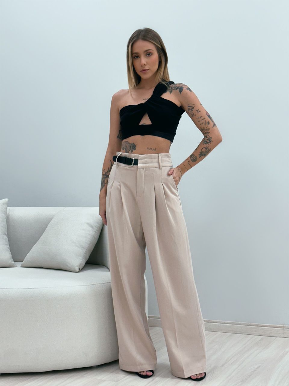 CALÇA ANA LIZ PANTALONA AREIA - 0049250110 - CAROLLA FERRARO