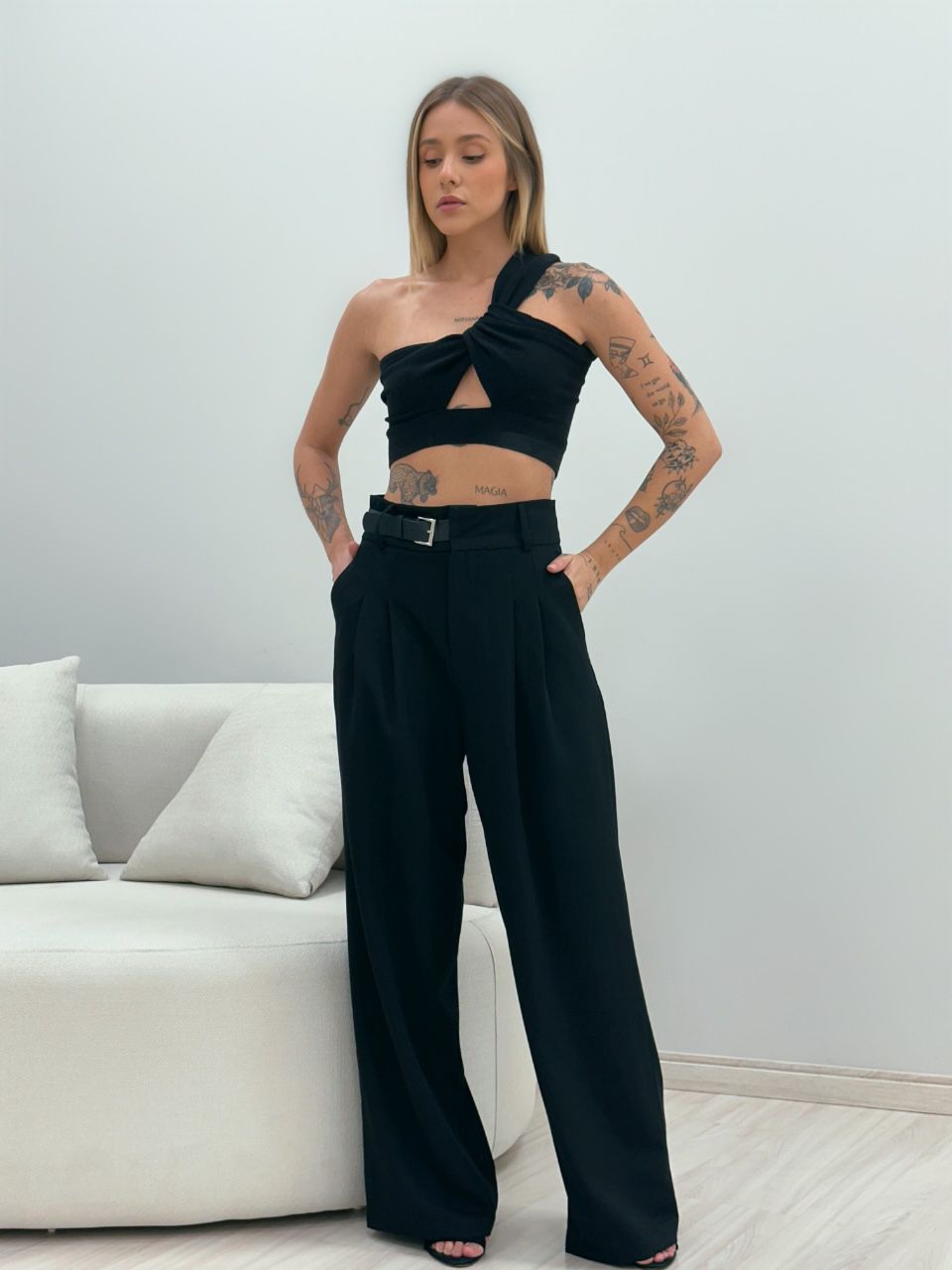 CALÇA ANA LIZ PANTALONA PRETA - 0049250033 - CAROLLA FERRARO