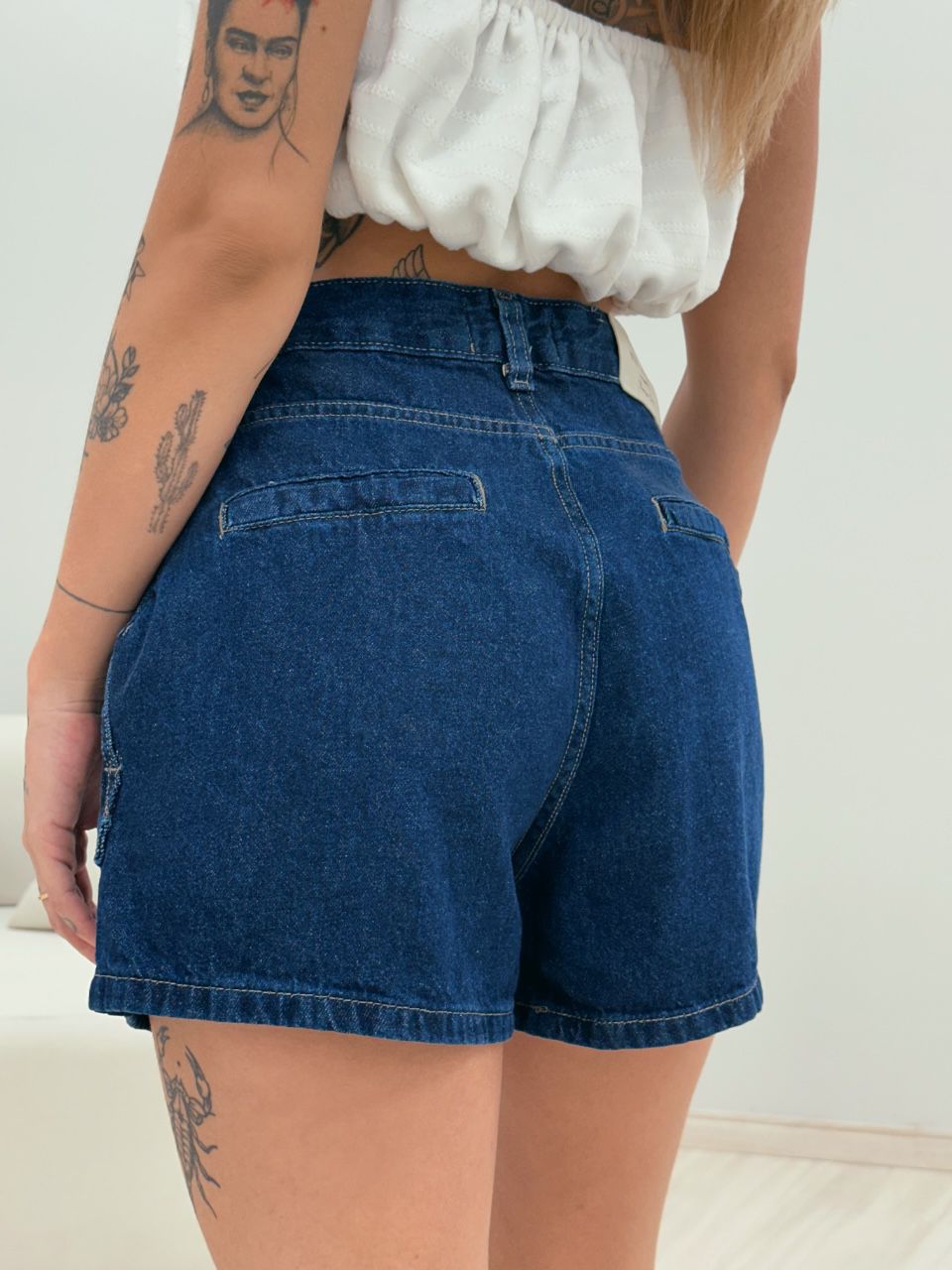 SHORT THALIA JEANS ESCURO
