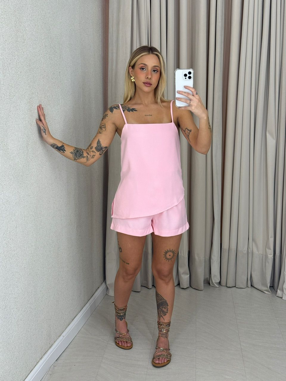 CONJUNTO ROSELI SHORT ROSA