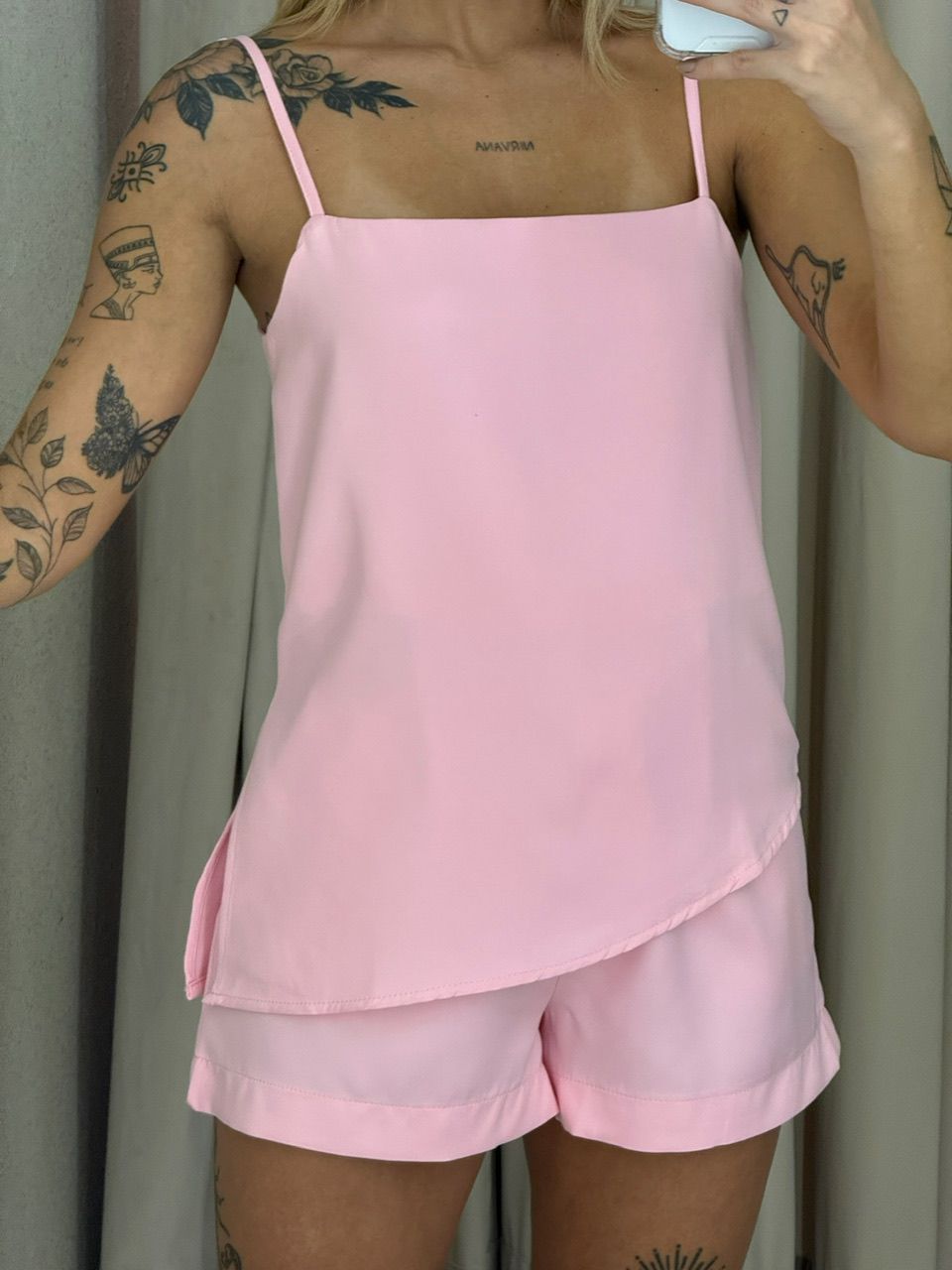 CONJUNTO ROSELI SHORT ROSA