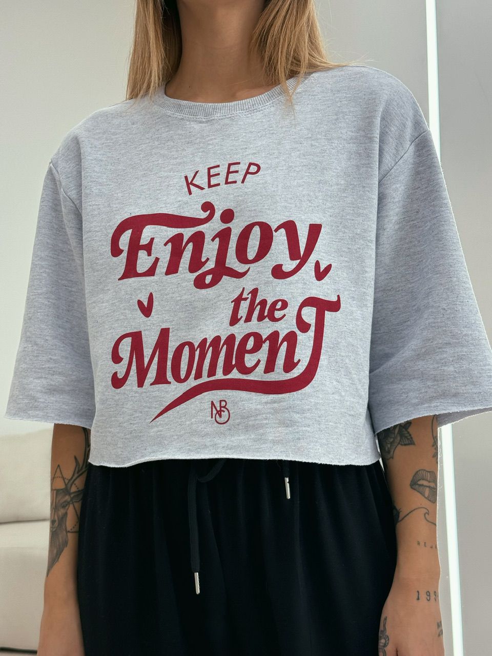 T-SHIRT ENJOY THE MOMENT Cinza - 0050340091 - CAROLLA FERRARO