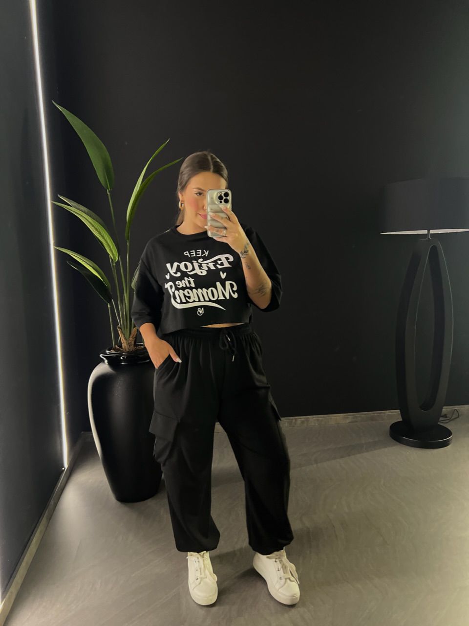 T-SHIRT ENJOY THE MOMENT Preta