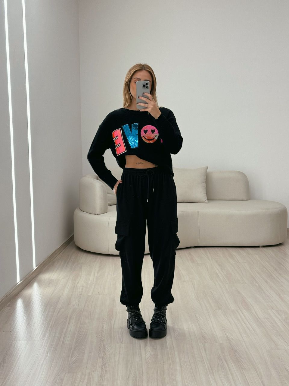 TRICOT LOVE BORDADO PRETO