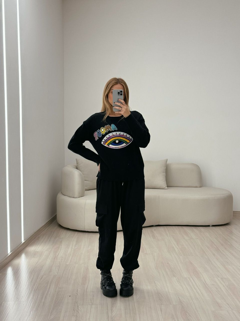 TRICOT OLHO BORDADO PRETO
