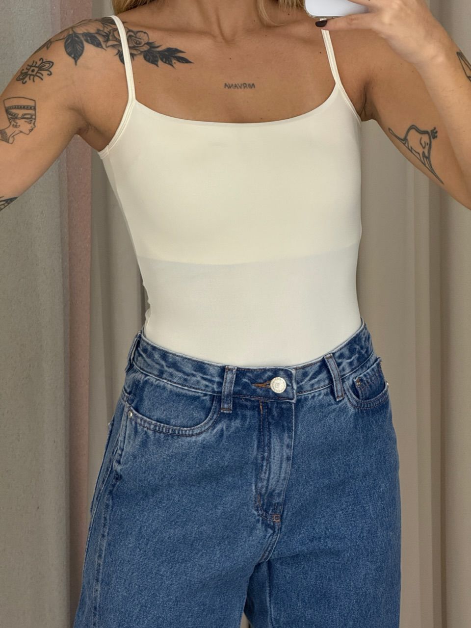 BODY LARISSA BASIC OFF