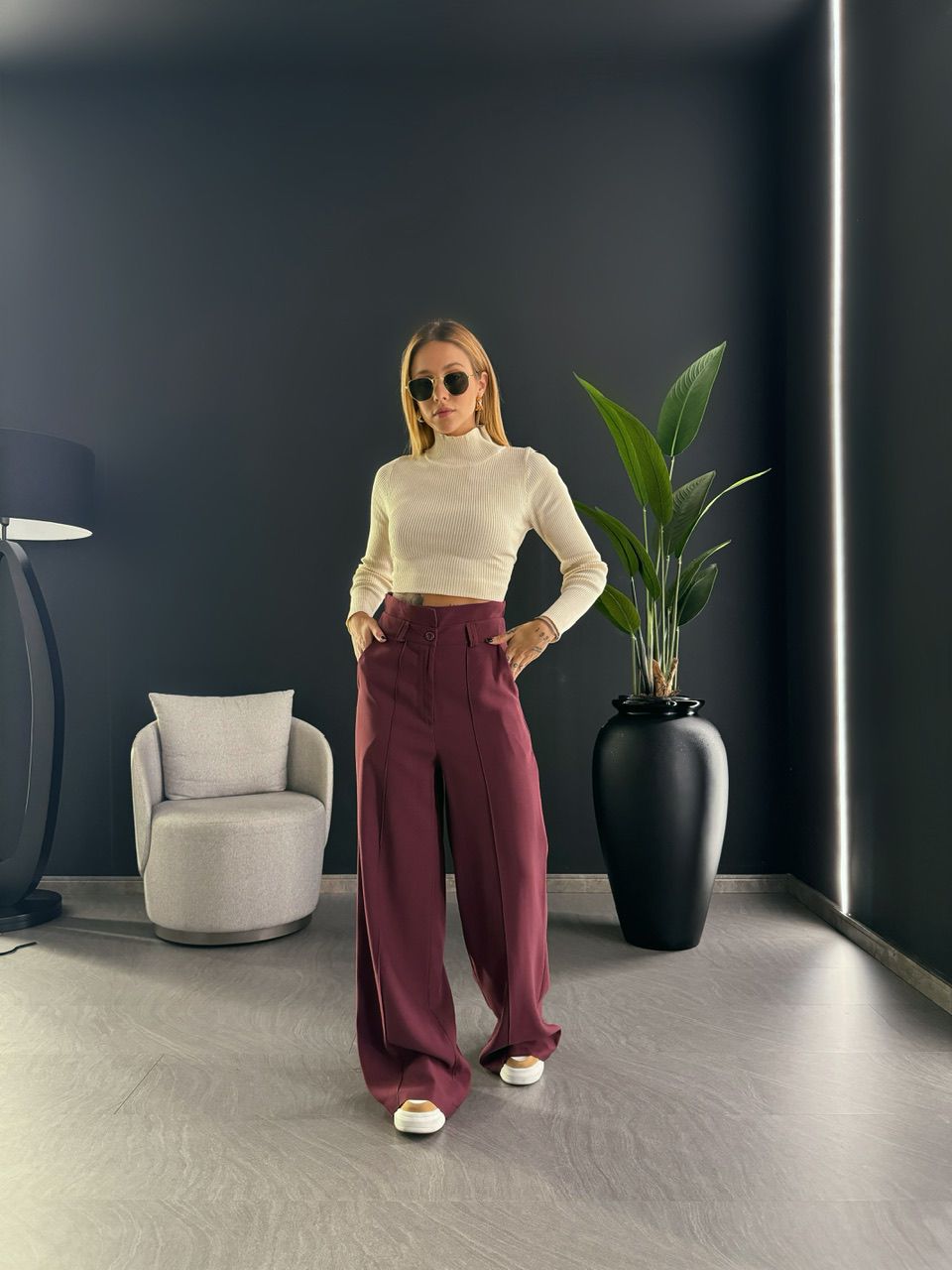 CALÇA OLIVIA PANTALONA VINHO - 0052590168 - CAROLLA FERRARO