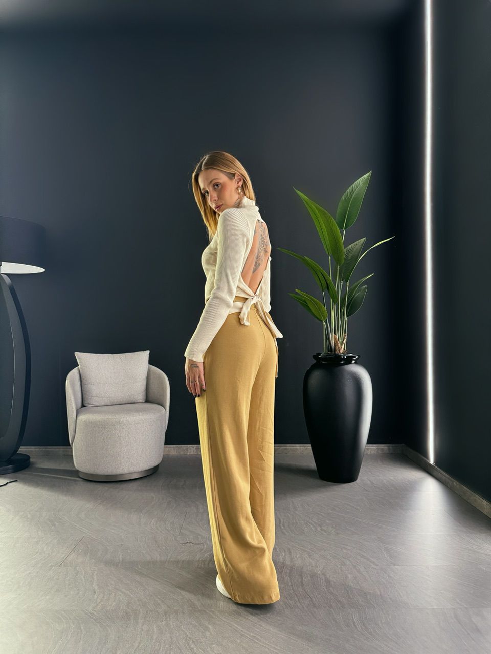 CALÇA OLIVIA PANTALONA OCRE