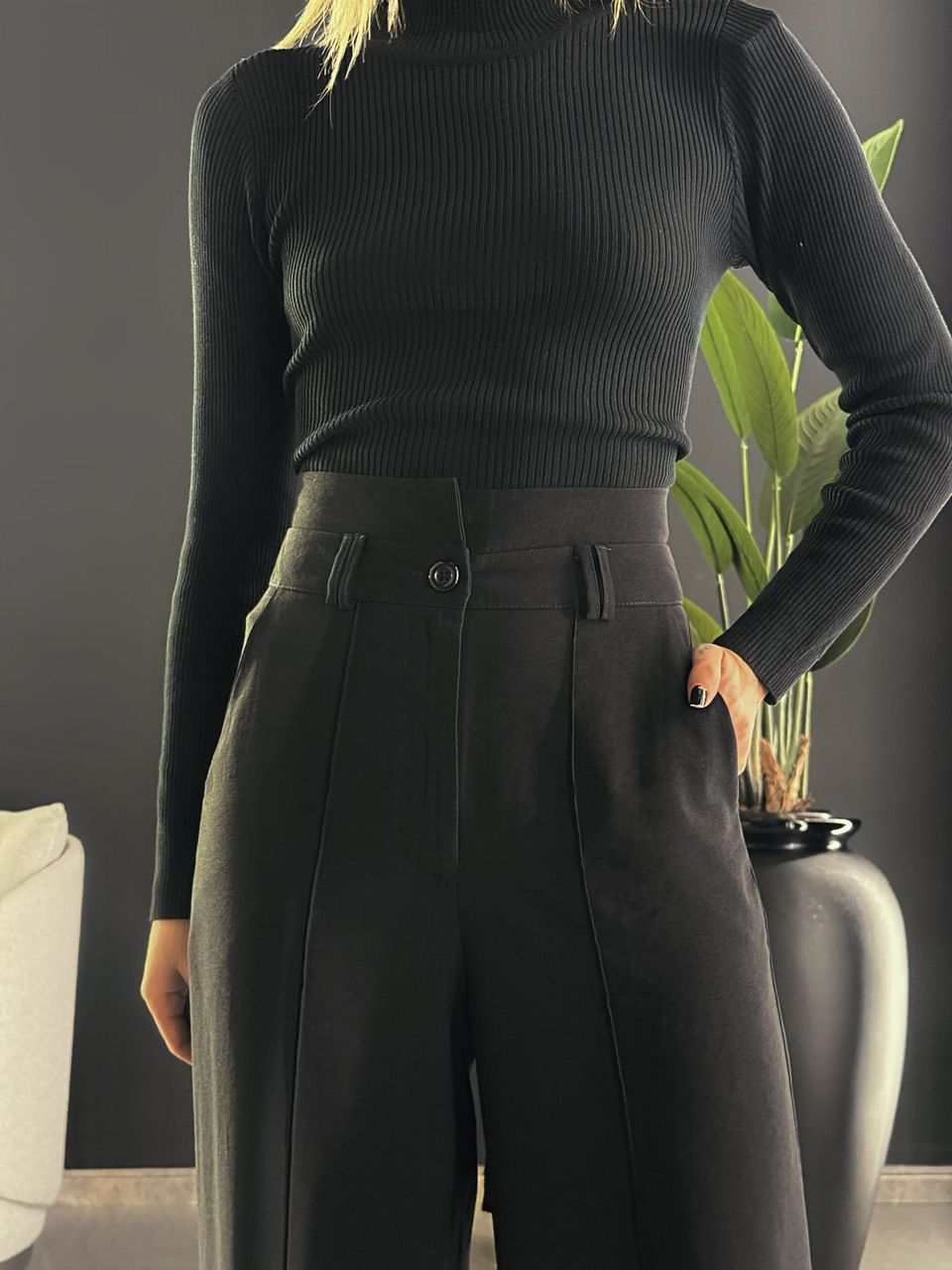 CALÇA OLIVIA PANTALONA PRETA