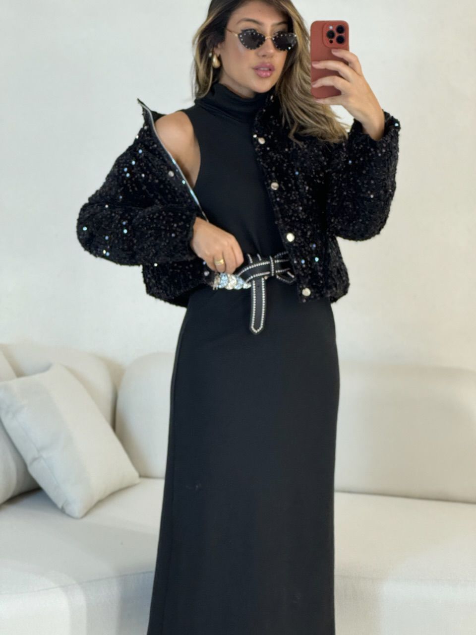 VESTIDO GOLA ALTA CANELADO PRETO