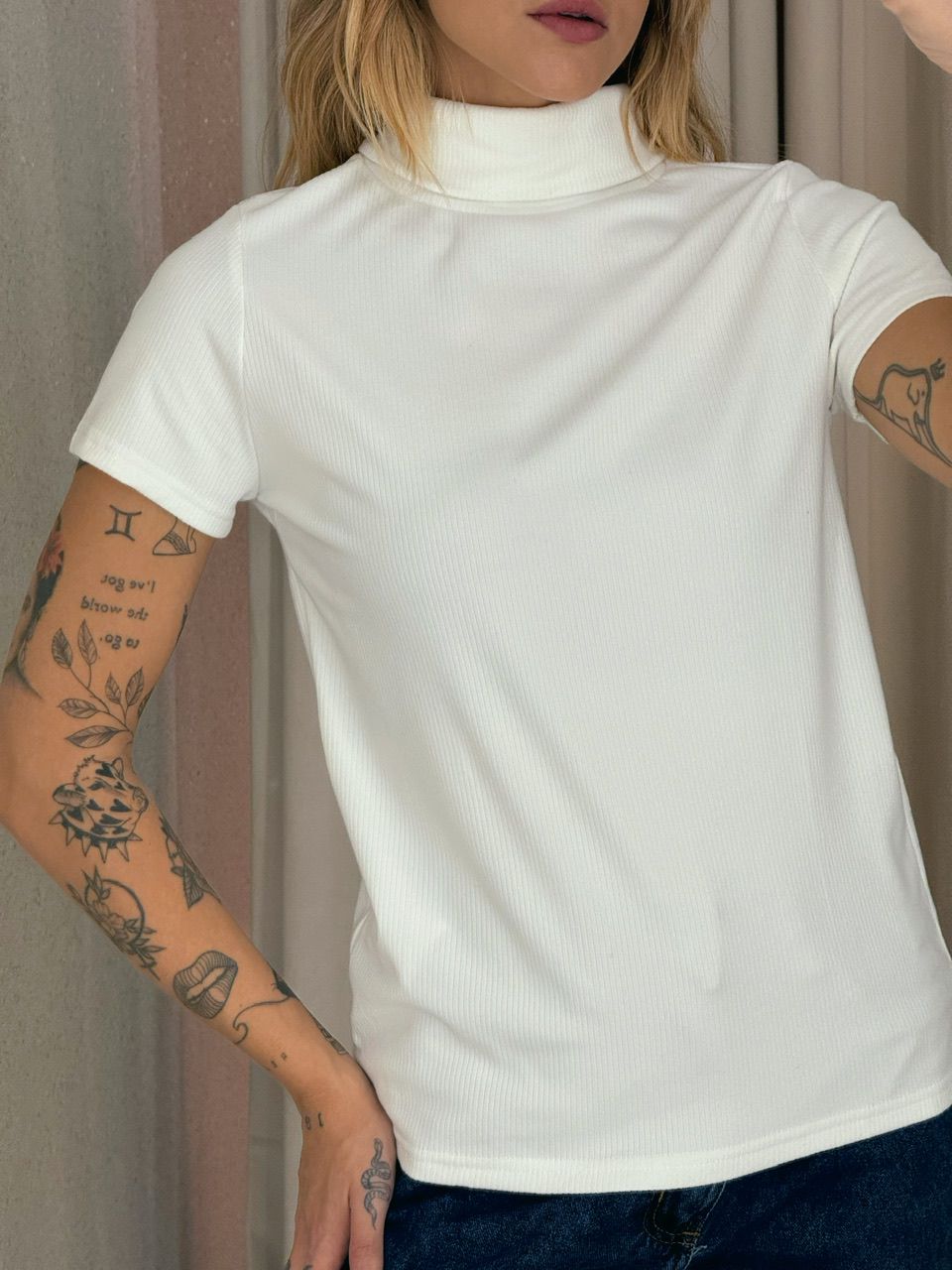 BLUSA JOSI CANELADA GOLA OFF
