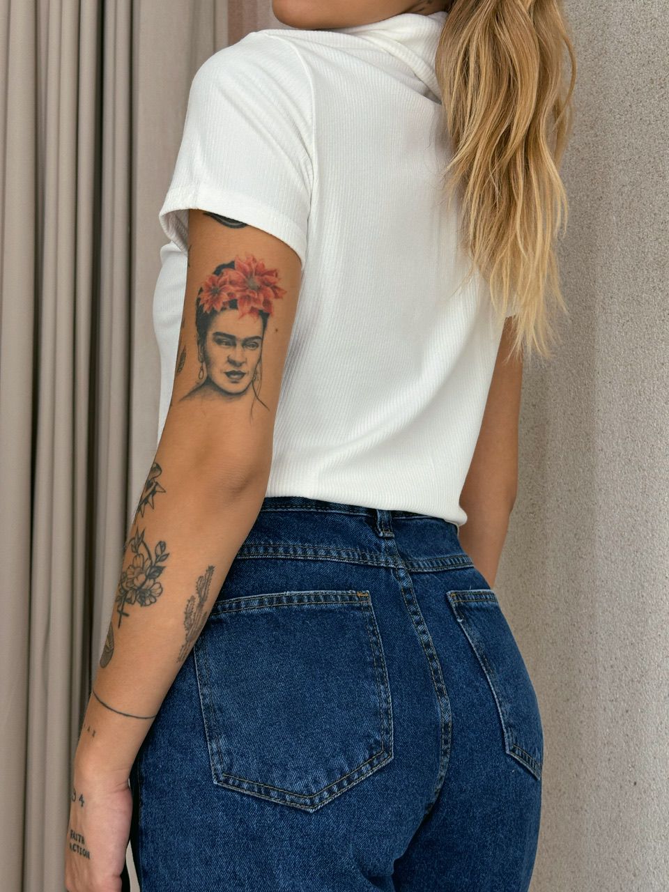 BLUSA JOSI CANELADA GOLA OFF