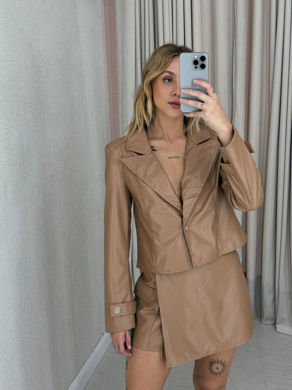 CONJUNTO LIZ COURINO MARROM