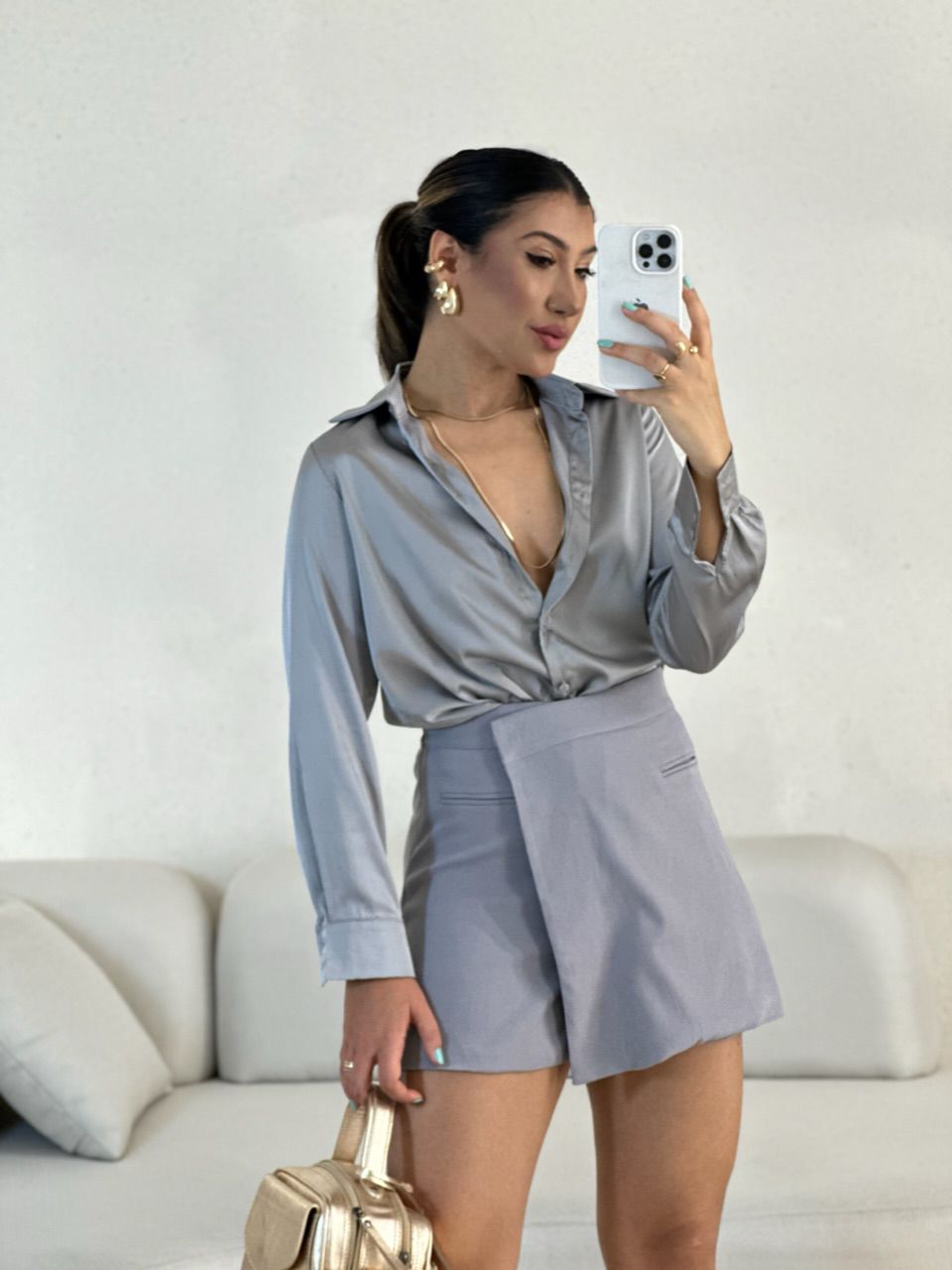 CAMISA ACETINADA CINZA - 0055890091 - CAROLLA FERRARO