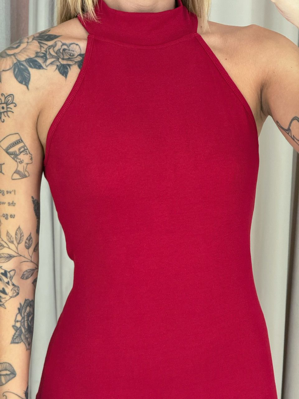 VESTIDO FÁTIMA MIDI FENDA VERMELHO
