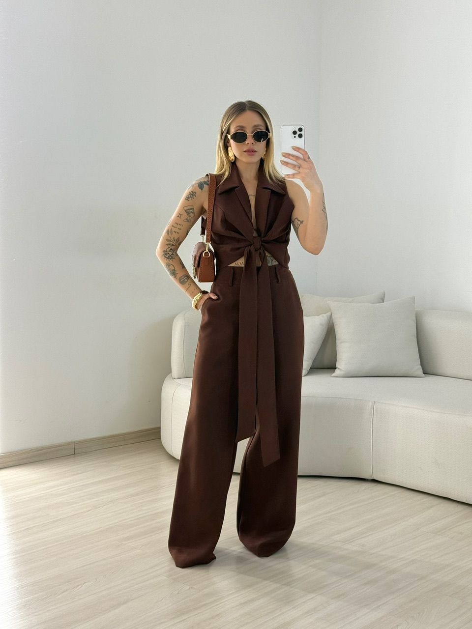 CONJUNTO ELÔ COLETE MARROM - 0068320054 - CAROLLA FERRARO