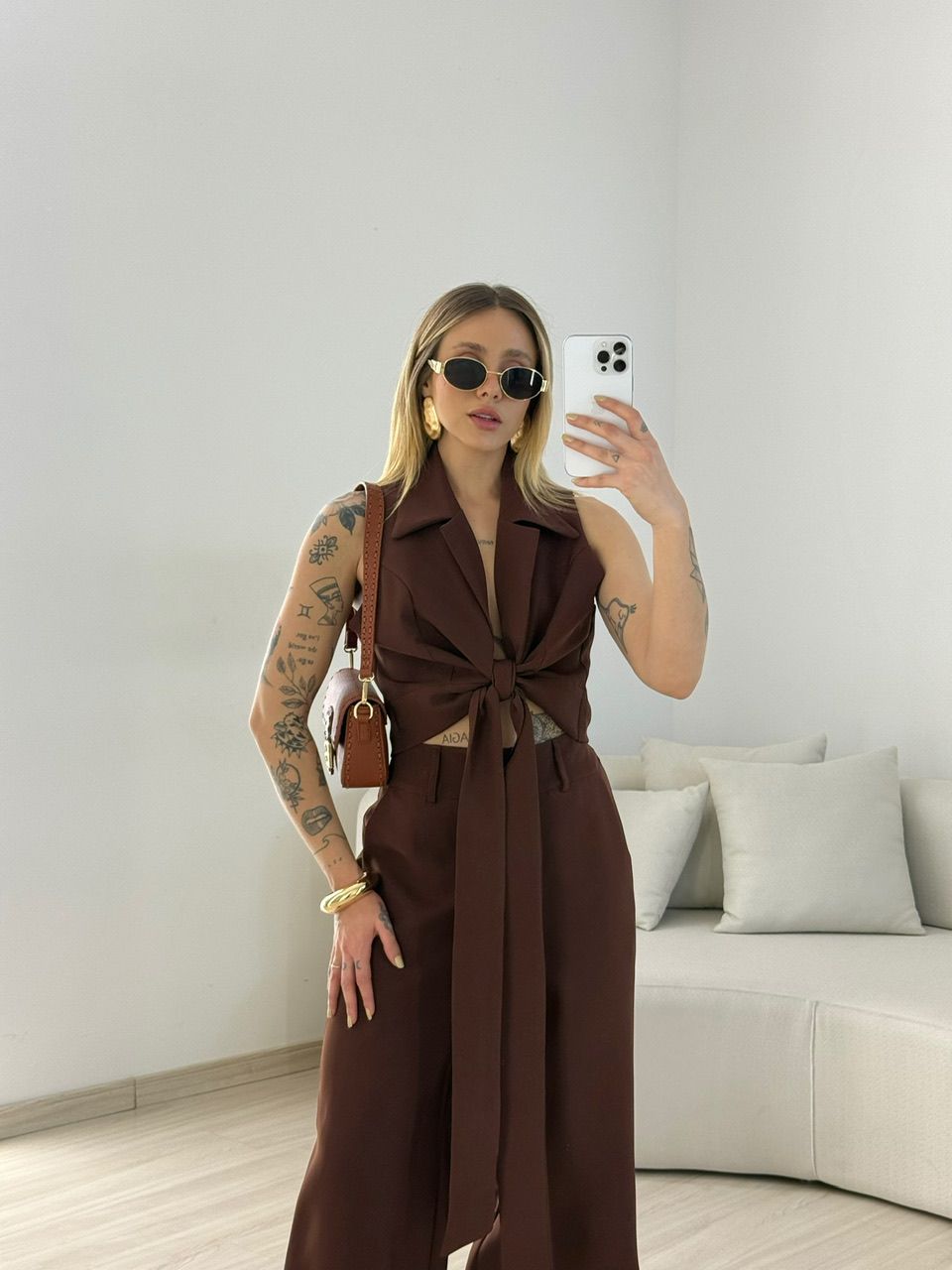 CONJUNTO ELÔ COLETE MARROM