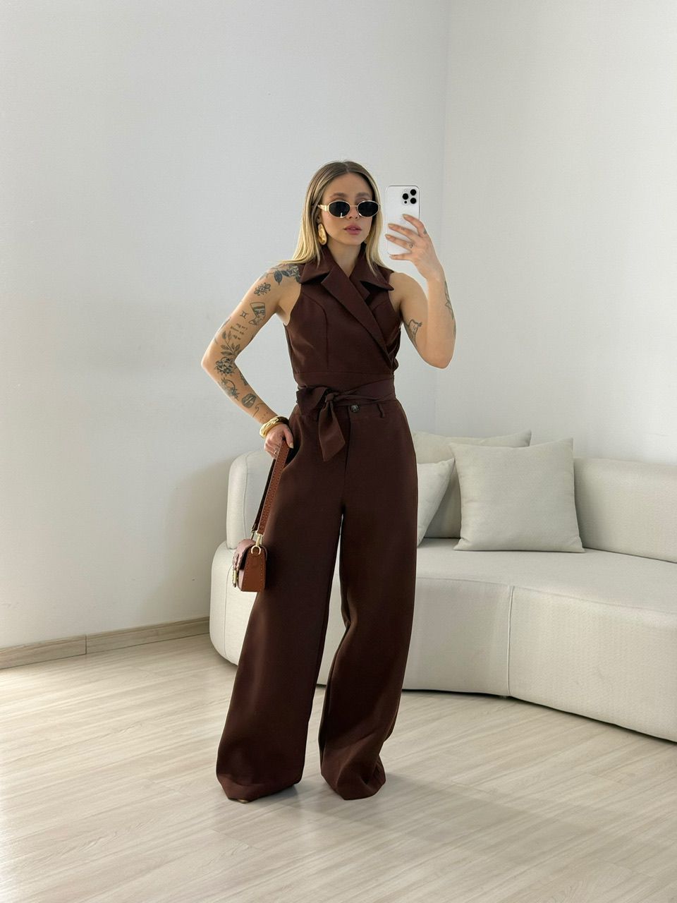CONJUNTO ELÔ COLETE MARROM